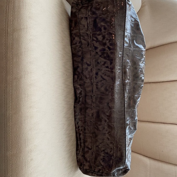 SimplyVera Vera Wang purse - Picture 8 of 9